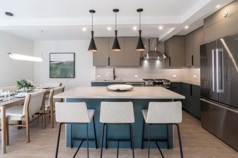 Brand New 2BR 2BA - AC Location Views! - image 24