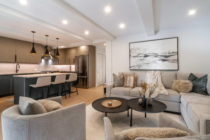 Brand New 2BR 2BA - AC Location Views! - image 10