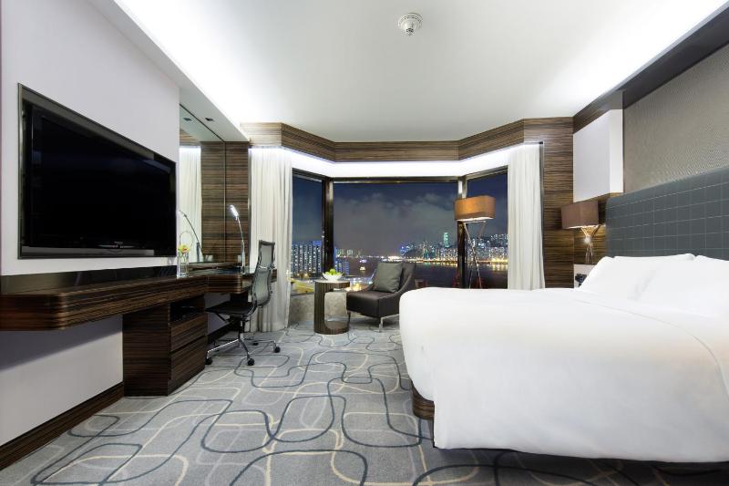 King or Twin Suite with Harbour View  image 2