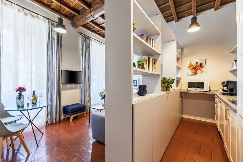 Superior Apartment int. 9 image 3