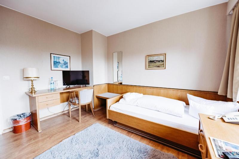 Single Room image 1