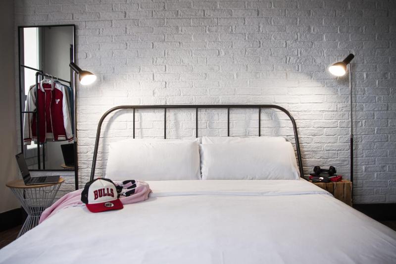 Room Chueca - image 12