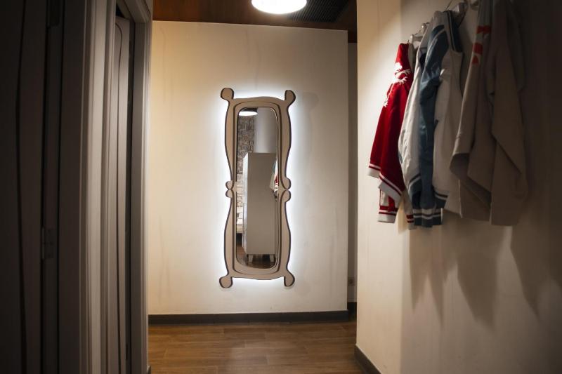 Bed in 6-Bed Mixed Dormitory Room with Private Bathroom image 4