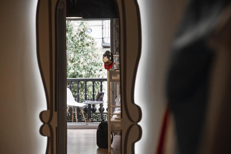 Bed in 6-Bed Mixed Dormitory Room with Private Bathroom image 3