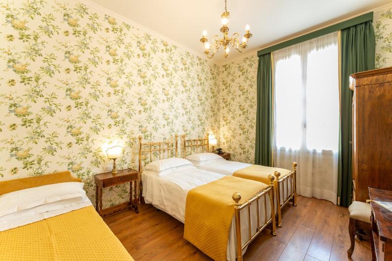 Two-Bedroom Suite (4 Adults) image 2