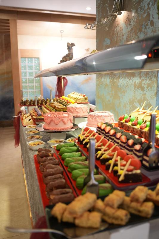 Xperia Saray Beach Hotel - image 9
