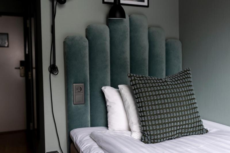 Single Room image 1