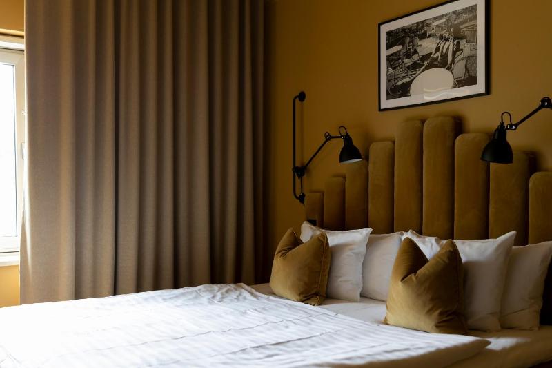 Standard Double Room image 1