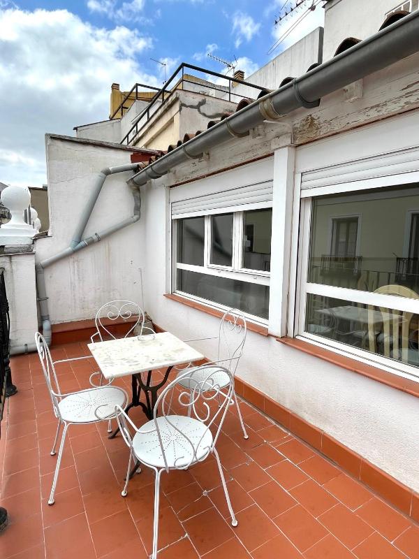 Two-Bedroom Apartment with Terrace image 4