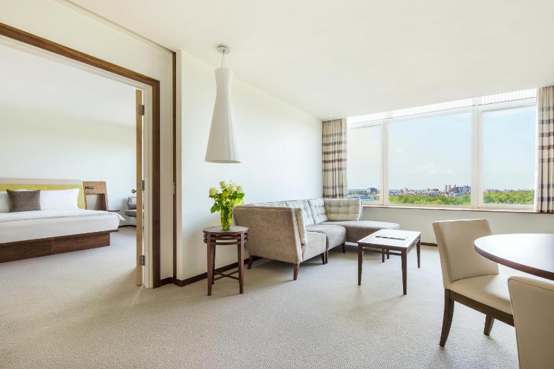 Suite image 1