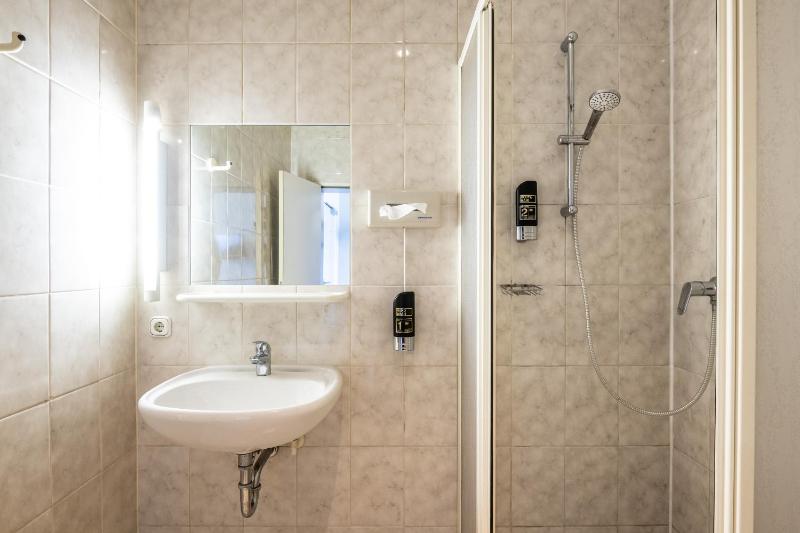 Hotel und Rasthof AVUS - image 13