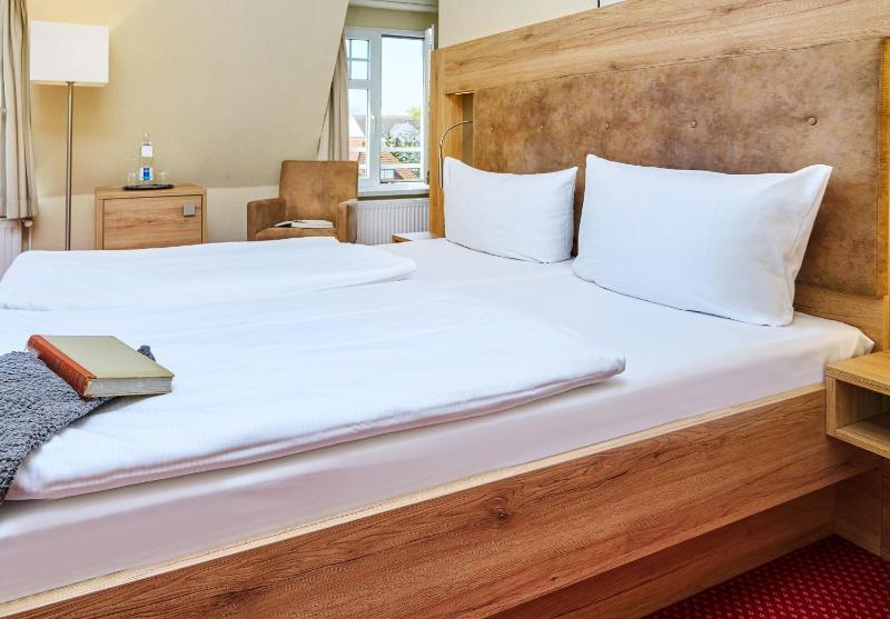Double Room with Inland View image 3