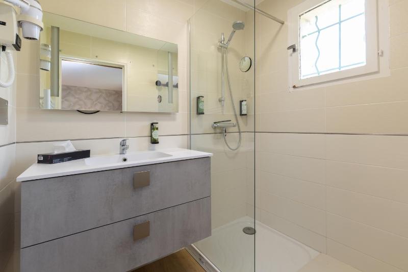 One-Bedroom Villa image 2