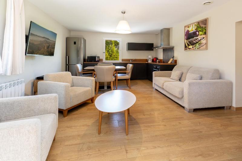 One-Bedroom Villa image 1