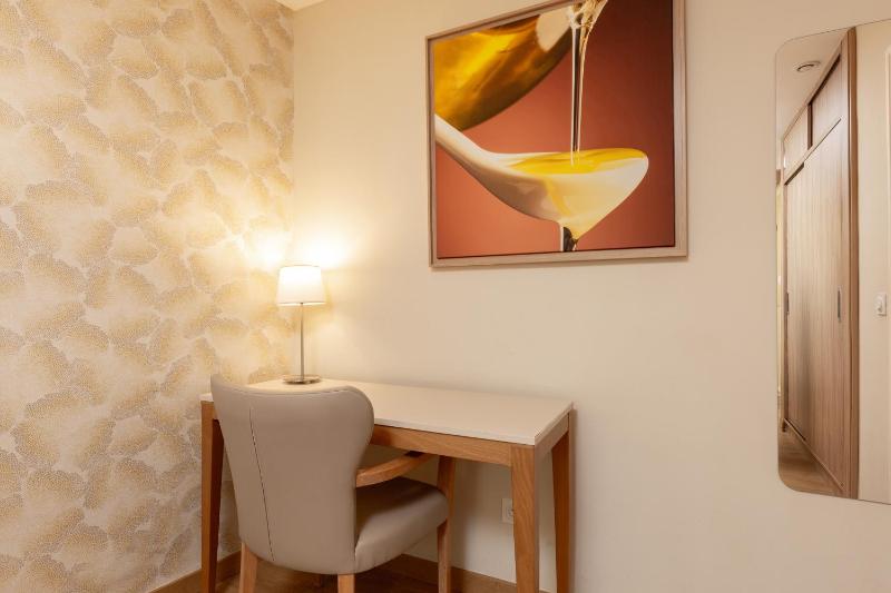 One-Bedroom Villa image 3