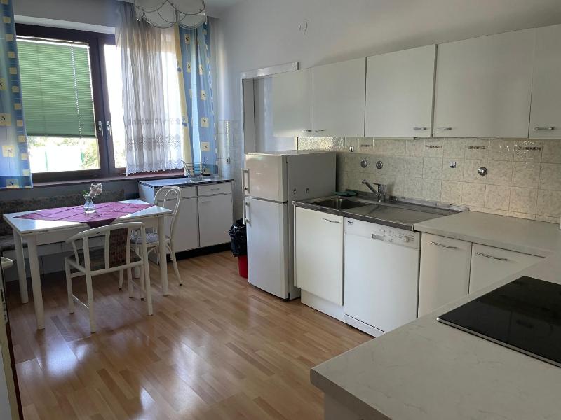 Apartment (8 Adults) image 4
