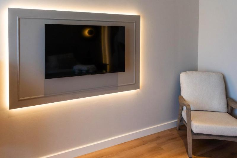 Deluxe Twin Room image 4