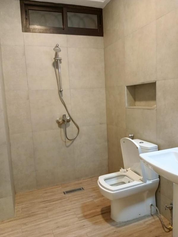 Apparemment F4 3 chambres Ouaga200 - image 16