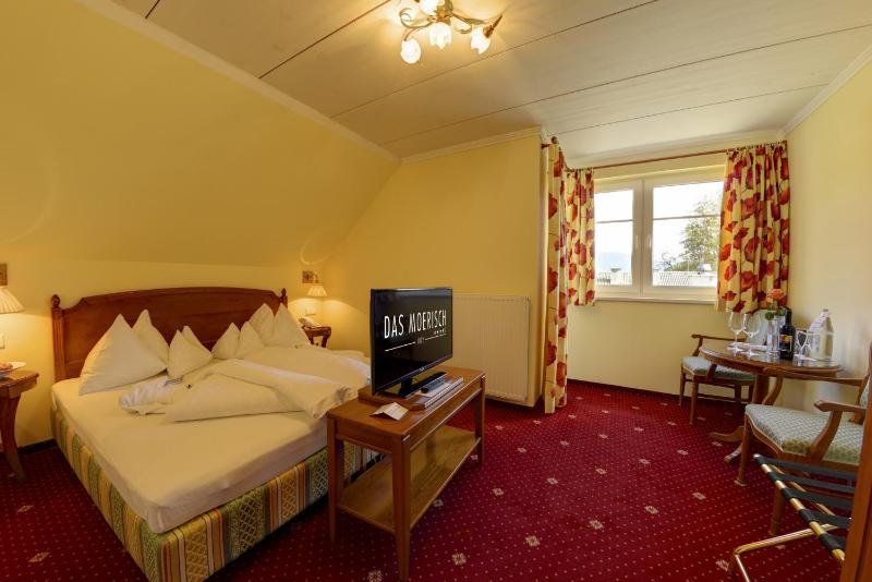 Standard Double Room image 4