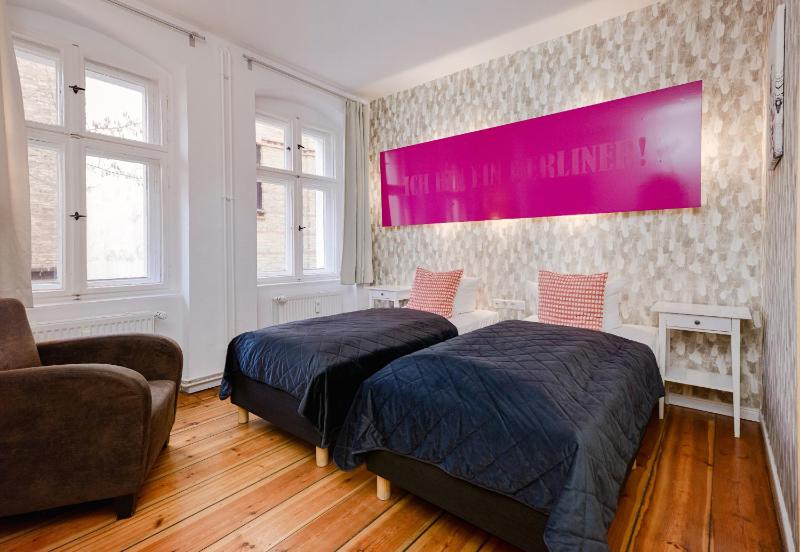 Old Town Hotel - image 1