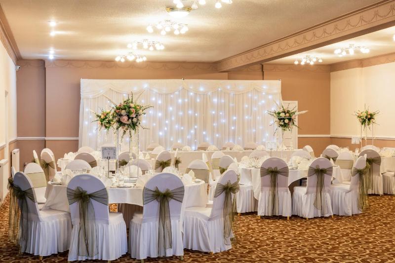 Royal Court Hotel - image 23