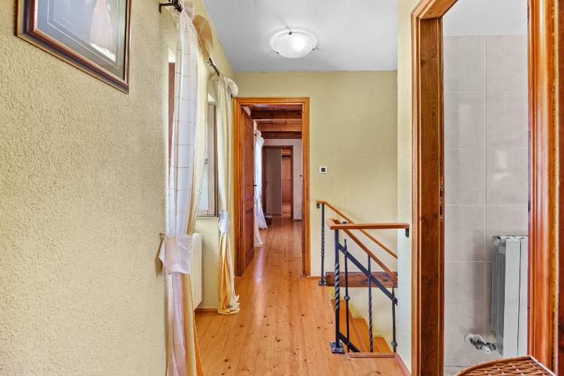 House Edera in Central Istria for 6 people with large garden and salt - water private pool - image 43