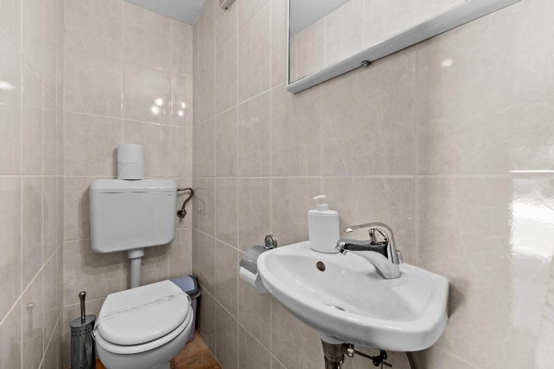House Edera in Central Istria for 6 people with large garden and salt - water private pool - image 16