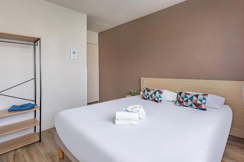 Duplex Family Apartment image 1