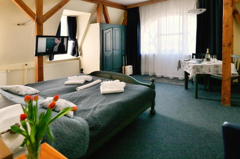 Double Room image 2