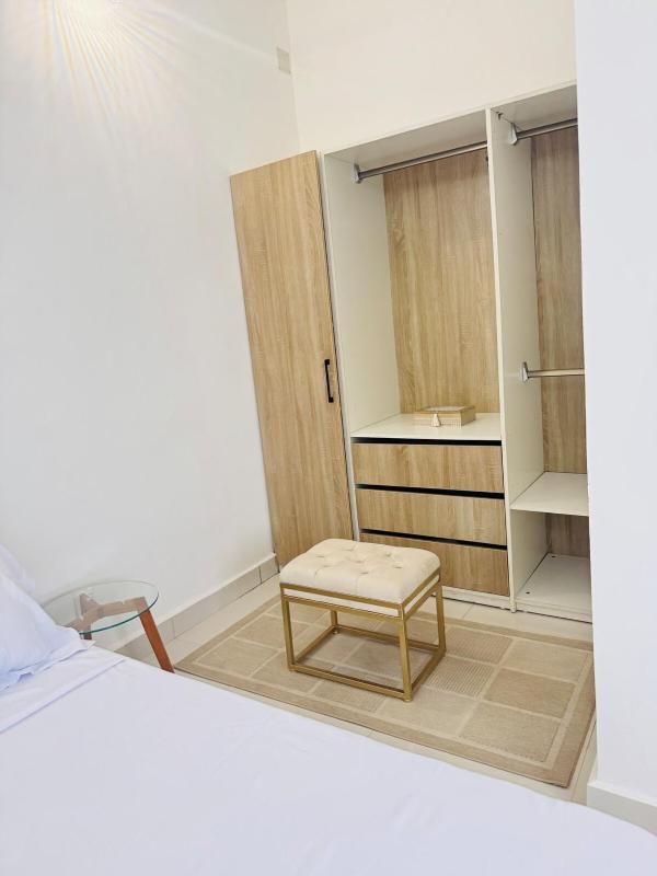 Suites&Stay Ivandry- T2 Lumineux et Élégant - image 11