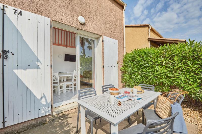 Small House For 5 Persons image 2