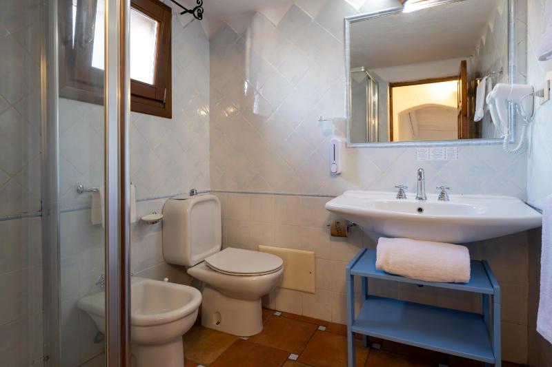 Superior Double or Twin Room image 3