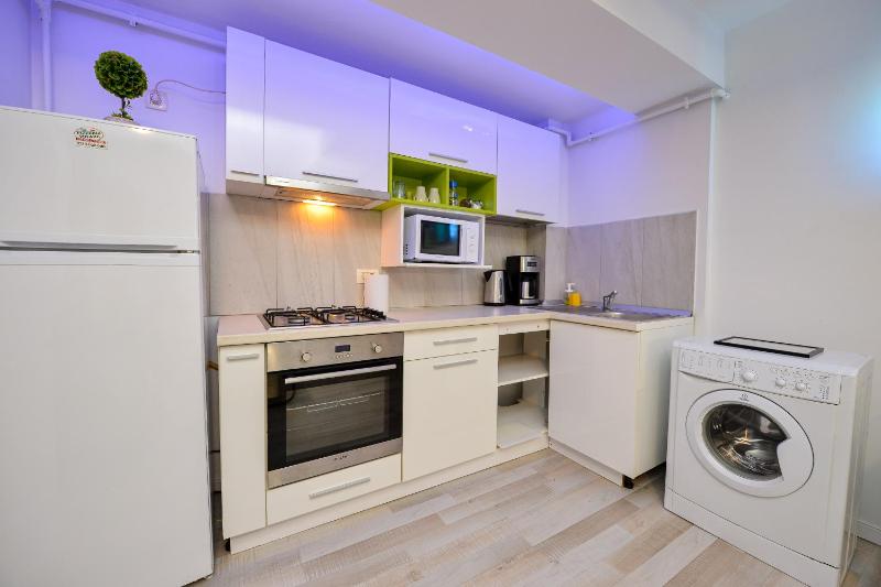 Apartment with Balcony image 3