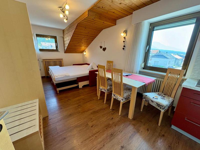 Apartment with Terrace image 3
