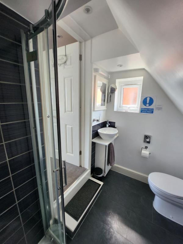 Triple Room with Sea View image 2