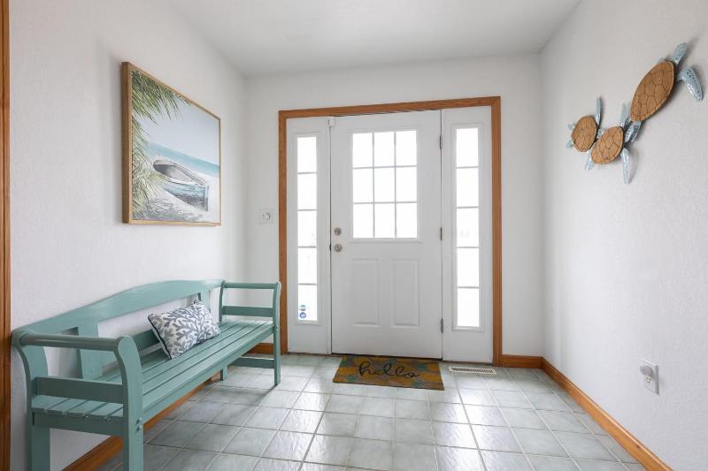 Near Beach Pool Hot Tub Game Room Ocean Retreat - image 35
