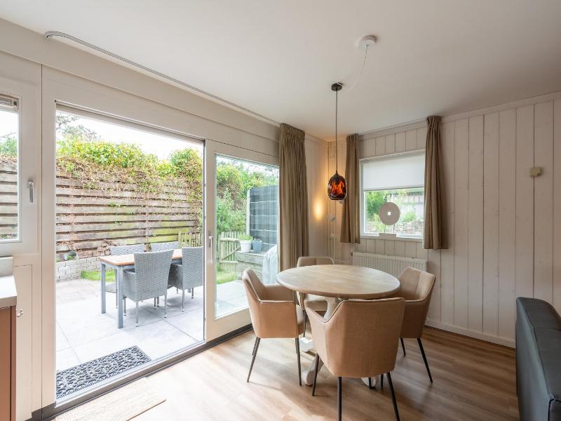 Holiday home Effe Sprage in Callanstoog Centre - image 13
