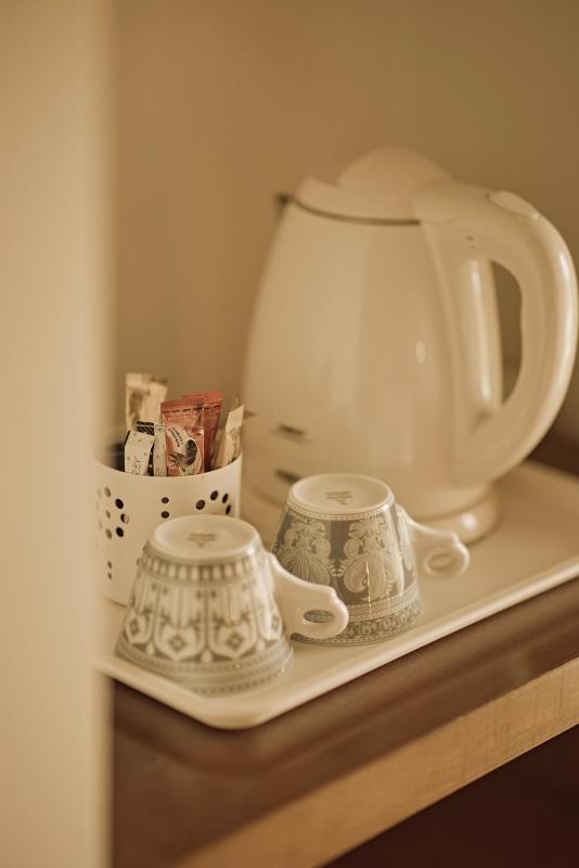Single Room image 4