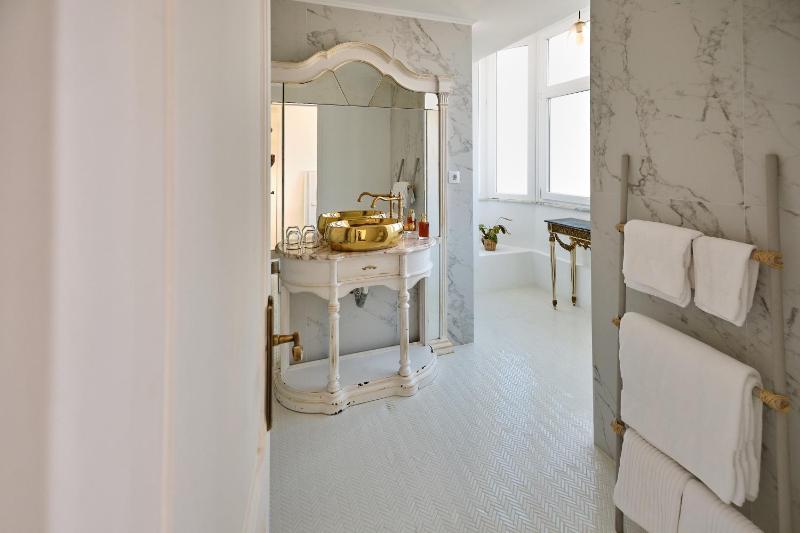Suite image 4