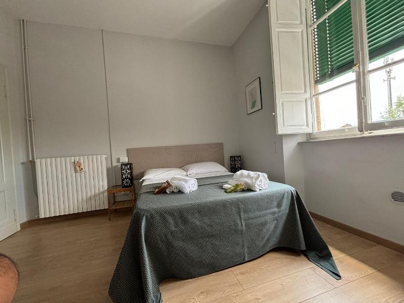 Double Room with Private Bathroom image 1