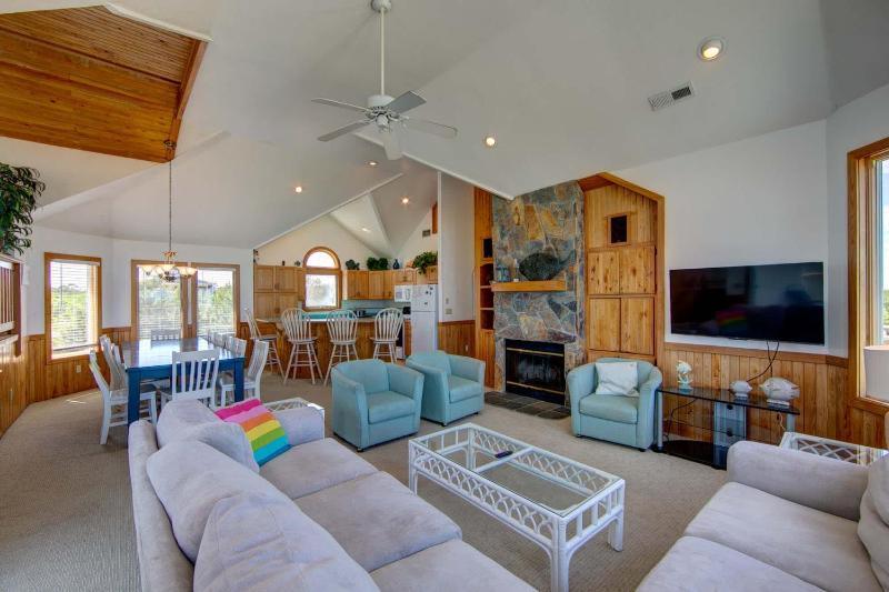 Oceanside in Whalehead with Pool Spa Sleeps 18 - image 43