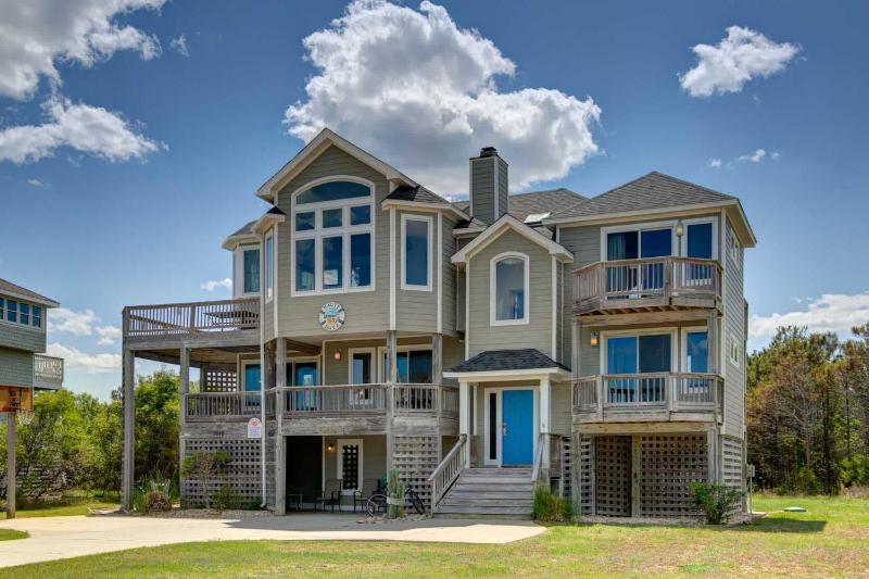 Oceanside in Whalehead with Pool Spa Sleeps 18 - image 6