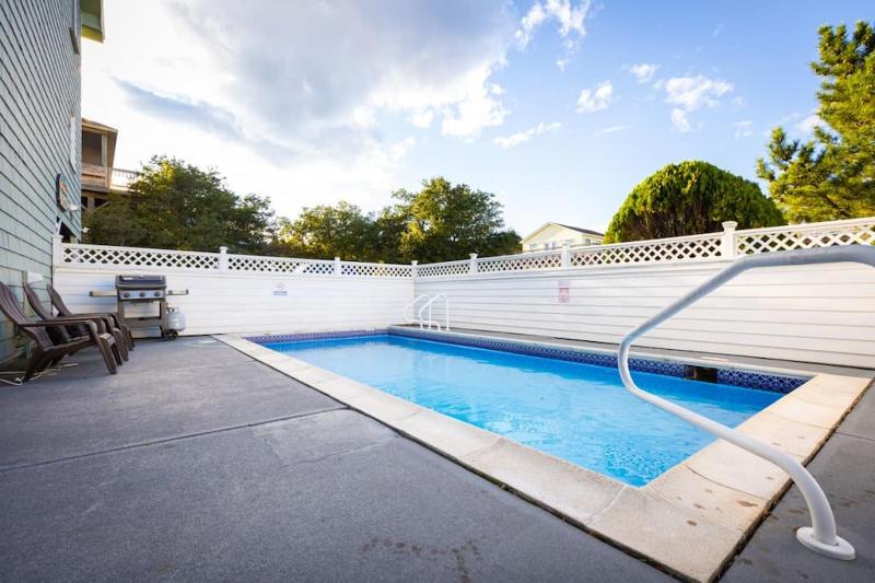 Private Pool Spa & Spacious Deck - image 5