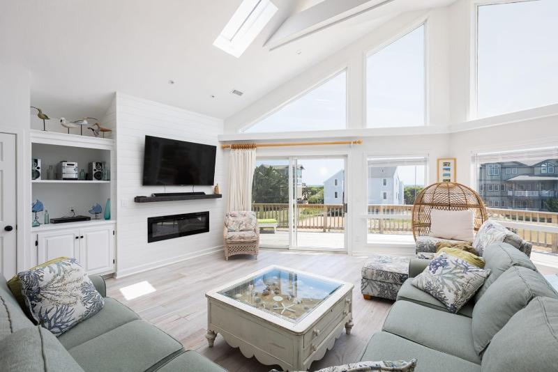 Private Semi-Oceanfront Retreat with Pool & Spa - image 29