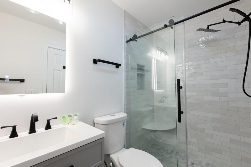 Private Semi-Oceanfront Retreat with Pool & Spa - image 23