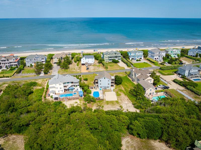 Private Semi-Oceanfront Retreat with Pool & Spa - image 8