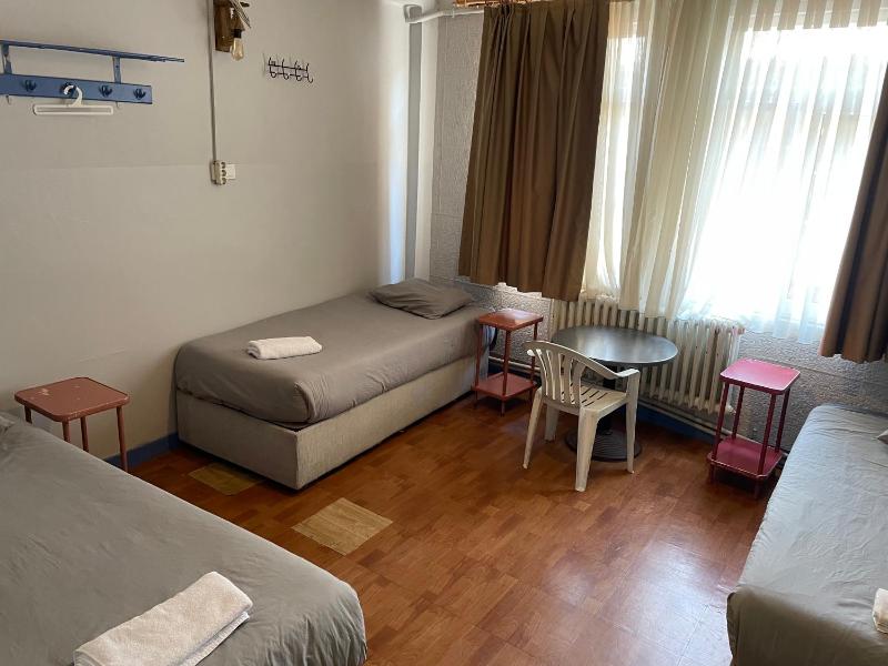 Single Bed in Mixed Dormitory Room image 1