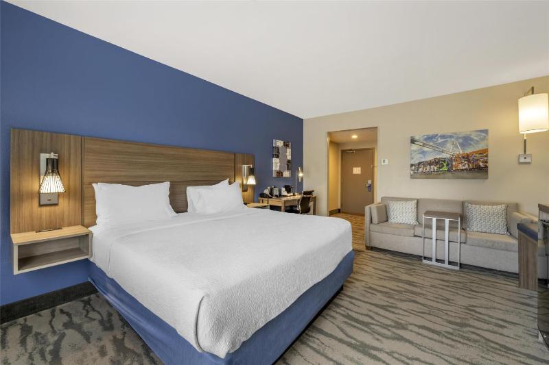 King Room - Non-Smoking image 1