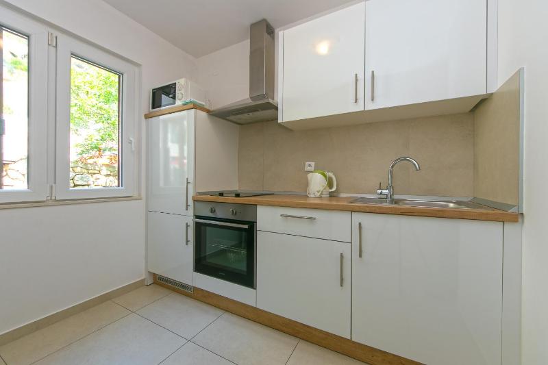 Apartmani Brela 1 - image 30