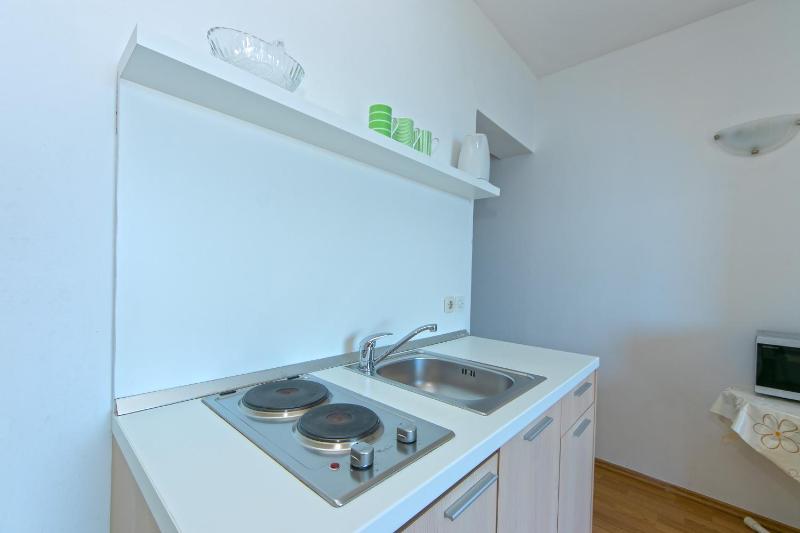 Apartmani Brela 1 - image 41